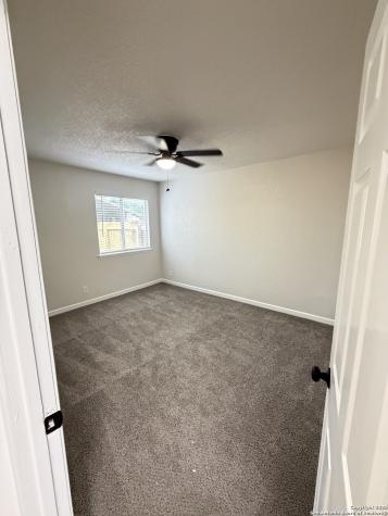 123 Moss Valley San Antonio TX 78227
