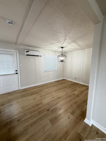 123 Moss Valley San Antonio TX 78227