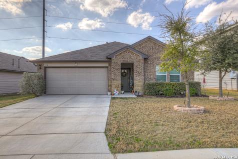 1316 Parkwood Seguin TX 78155