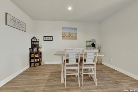 1316 Parkwood Seguin TX 78155