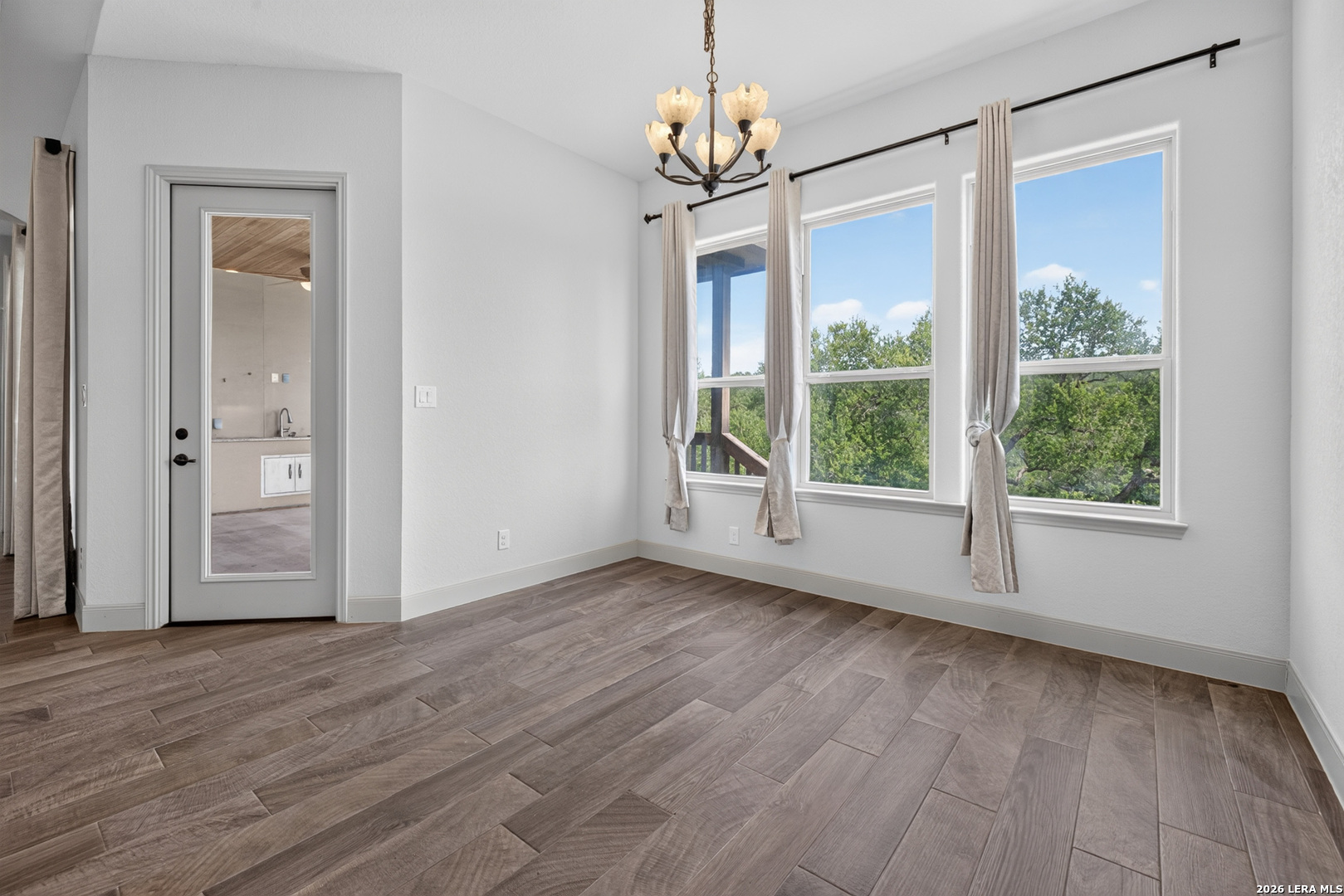 806 Shady Hollow New Braunfels TX 78132