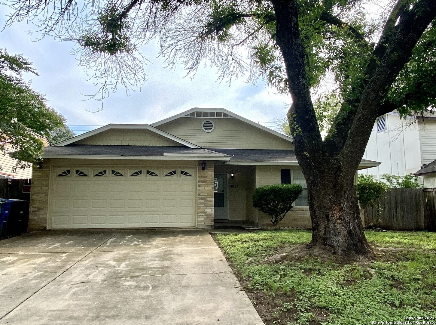 3655 Ridge Cluster Street San Antonio TX 78247