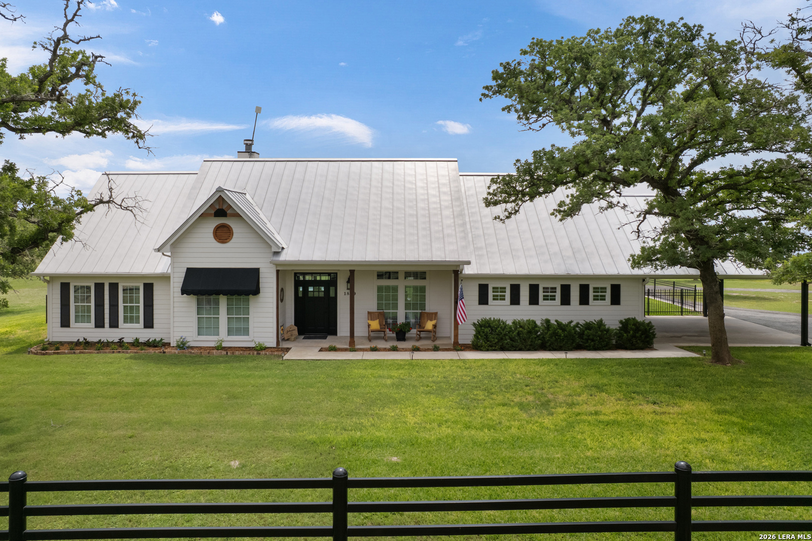 1899 Sunflower Luling TX 78648