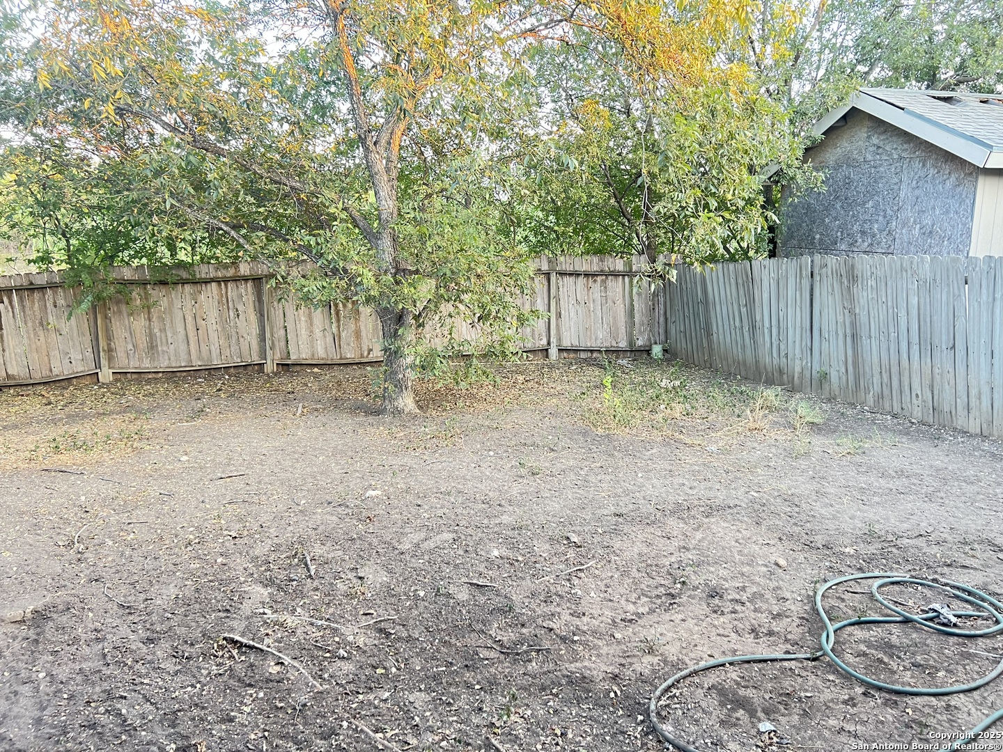 5922 Larkmeadow San Antonio TX 78233