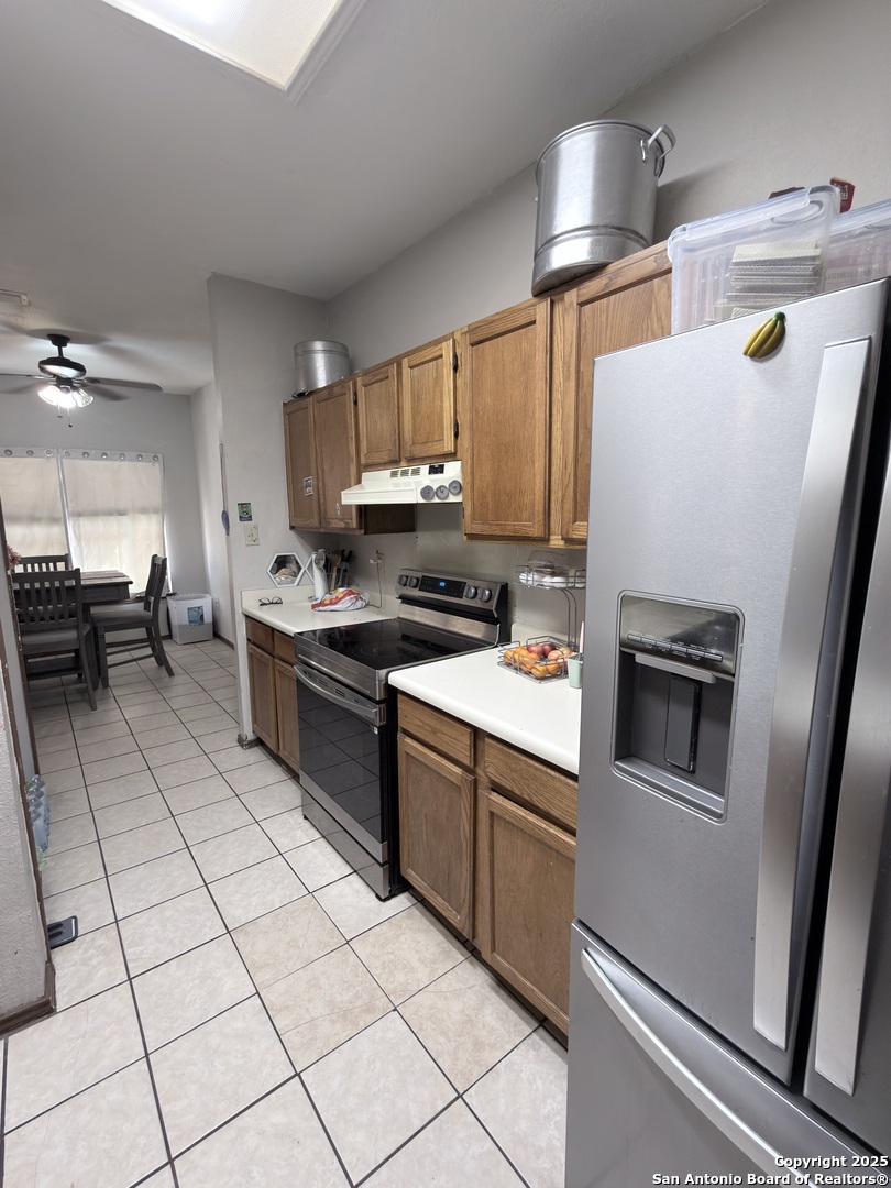 5922 Larkmeadow San Antonio TX 78233
