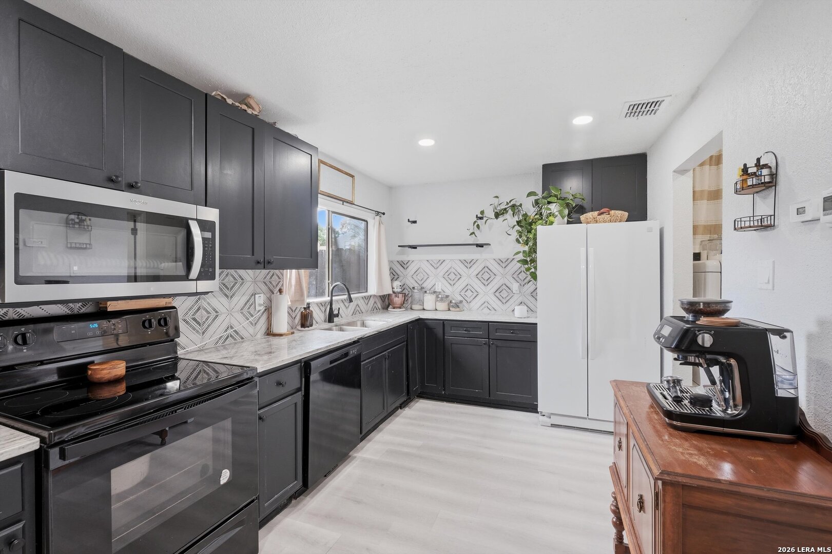 4013 Sun Harbour San Antonio TX 78244