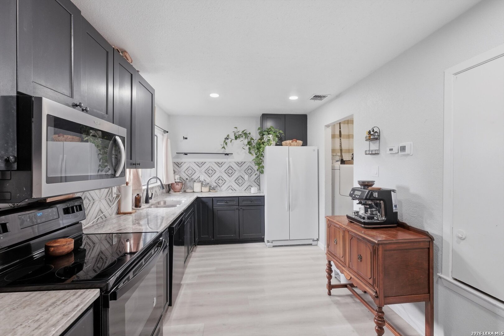 4013 Sun Harbour San Antonio TX 78244