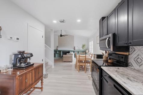 4013 Sun Harbour San Antonio TX 78244