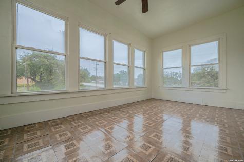 519 Fm 623 Pettus TX 78146