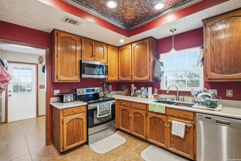 3940 Us Highway 90 Hondo TX 78861