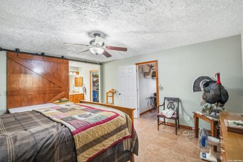 3940 Us Highway 90 Hondo TX 78861