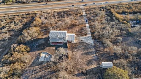 3940 Us Highway 90 Hondo TX 78861