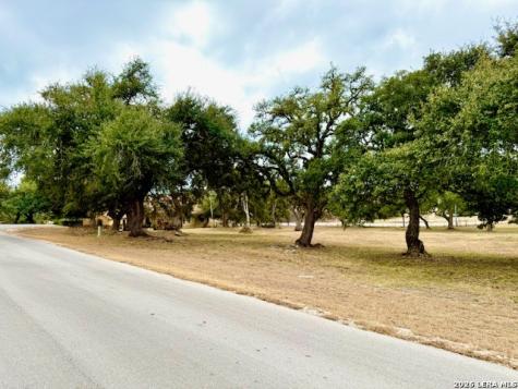 1516 Mount Bear Canyon Lake TX 78133