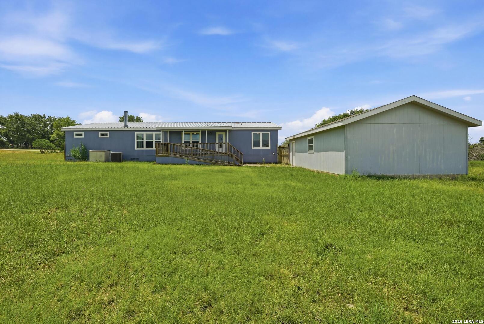672 Cutters Trail Pipe Creek TX 78063