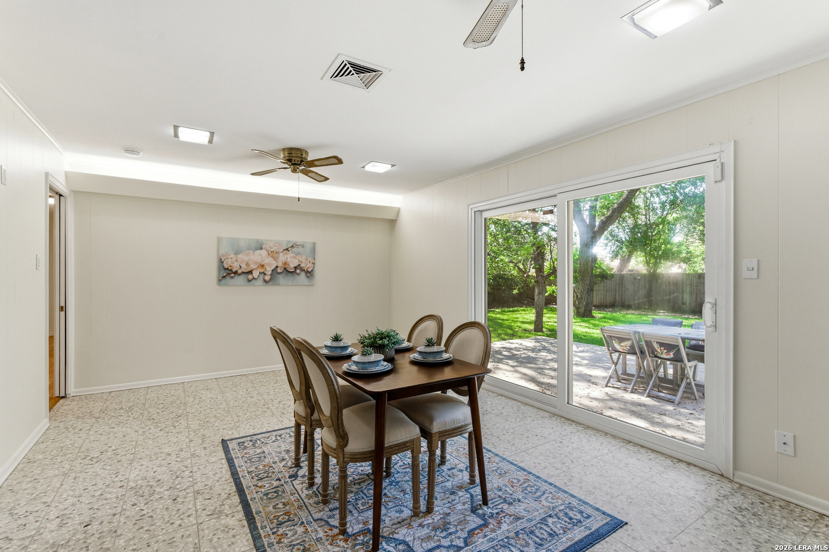 334 Royal Oaks San Antonio TX 78209