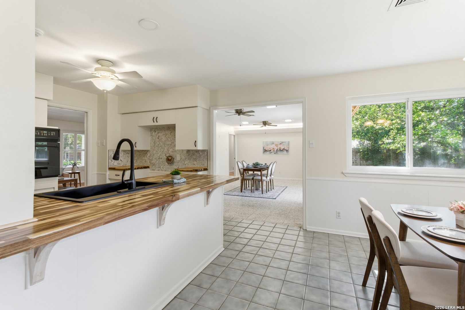 334 Royal Oaks San Antonio TX 78209