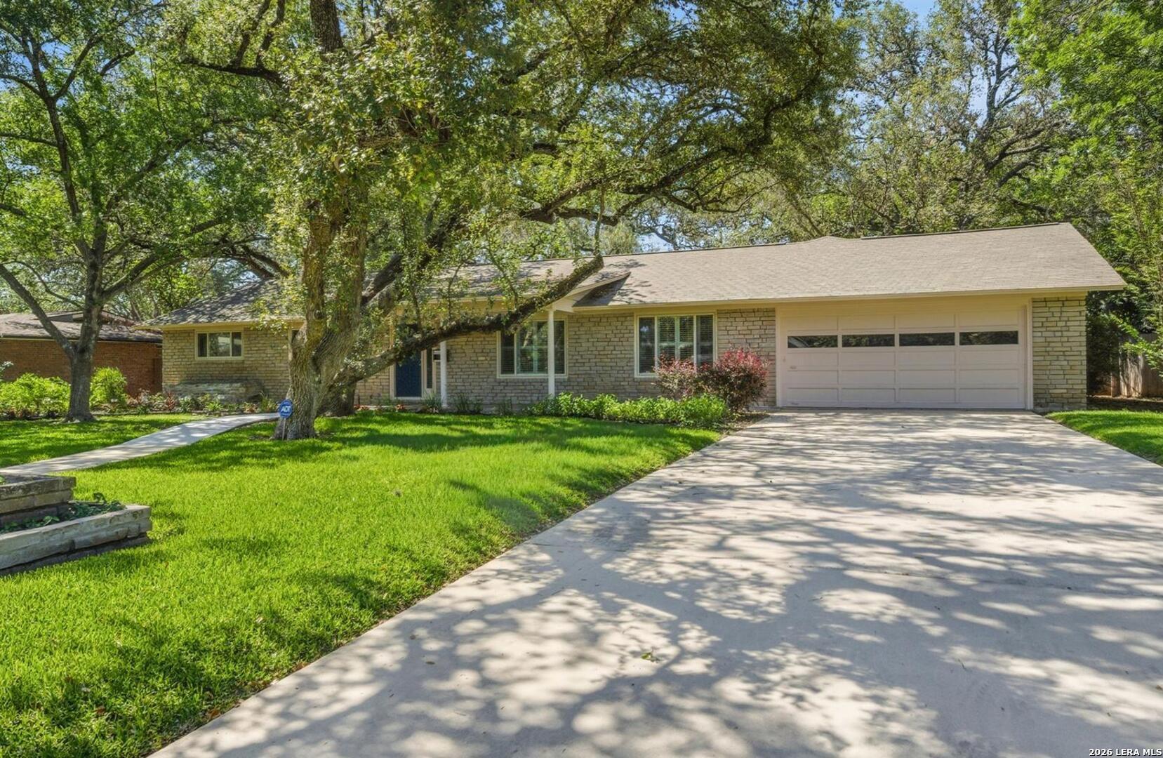 334 Royal Oaks San Antonio TX 78209