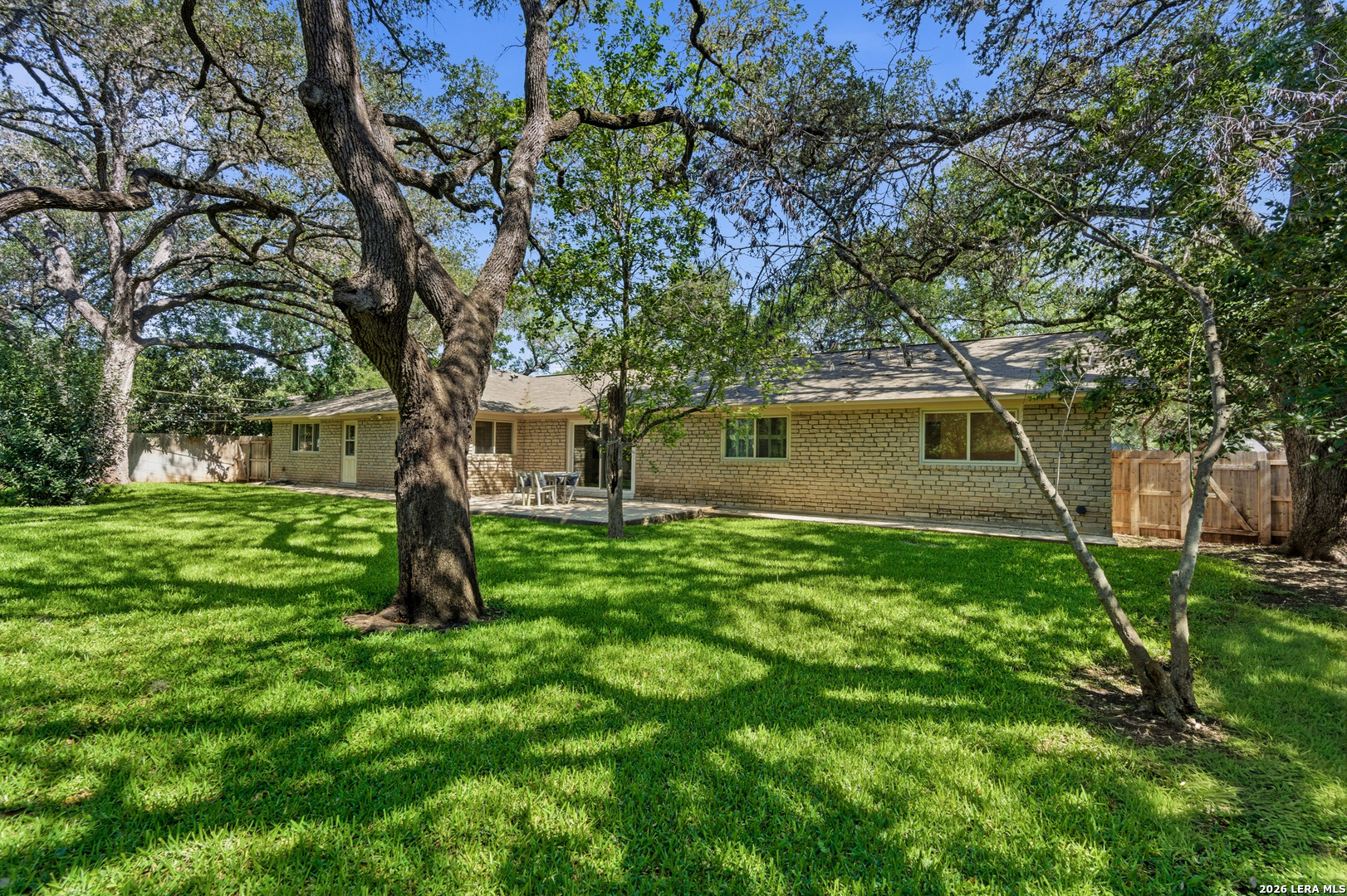 334 Royal Oaks San Antonio TX 78209