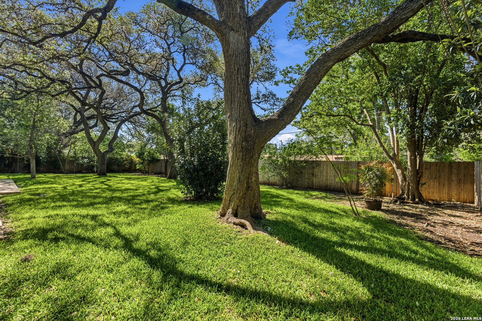 334 Royal Oaks San Antonio TX 78209