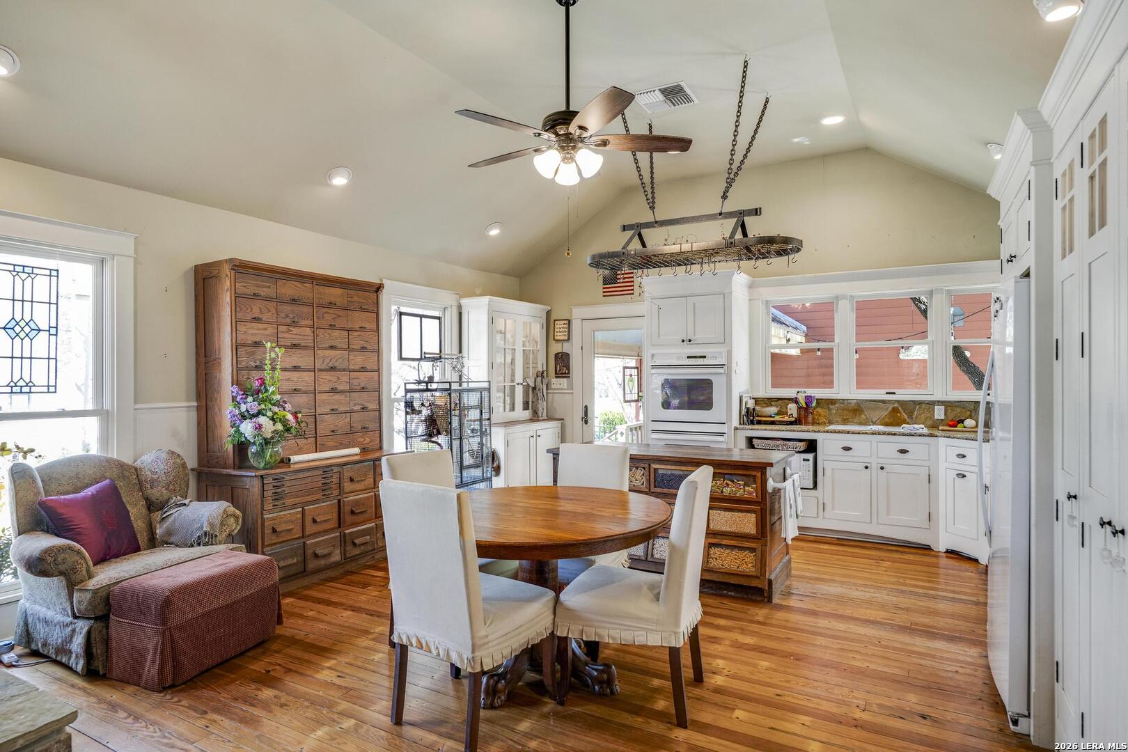 101 Landa Boerne TX 78006