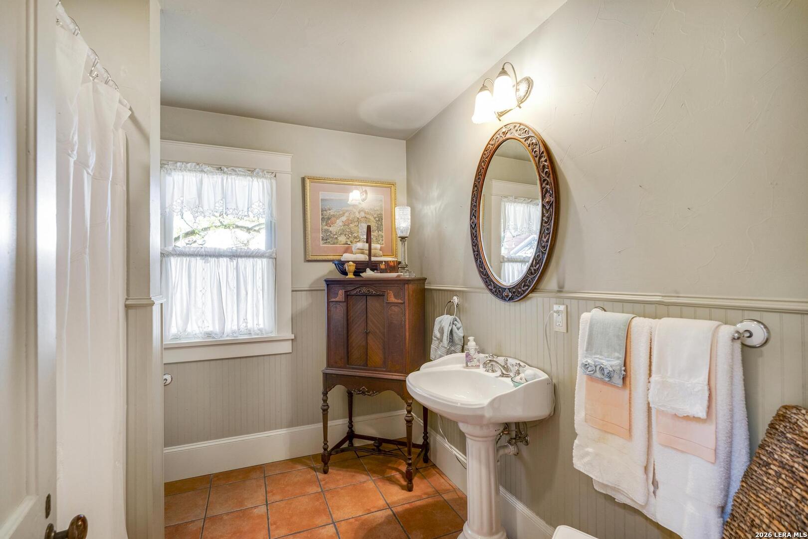 101 Landa Boerne TX 78006