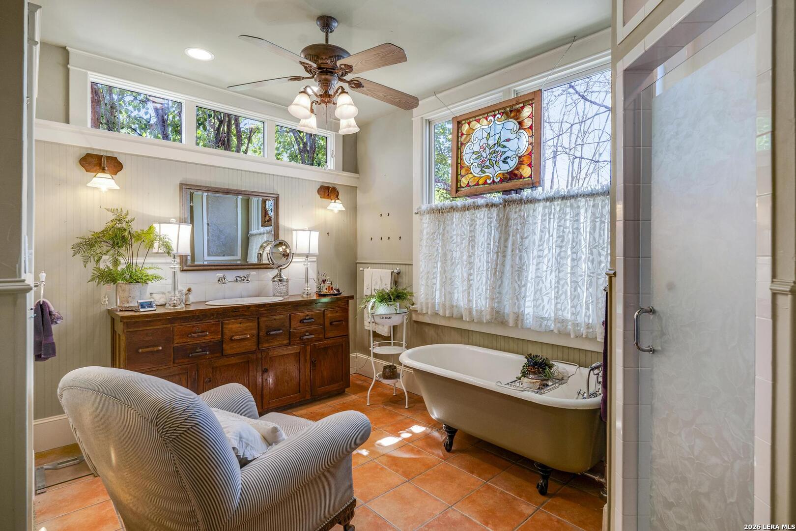 101 Landa Boerne TX 78006