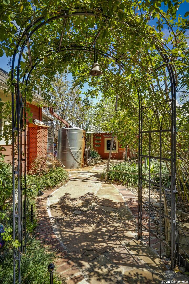 101 Landa Boerne TX 78006
