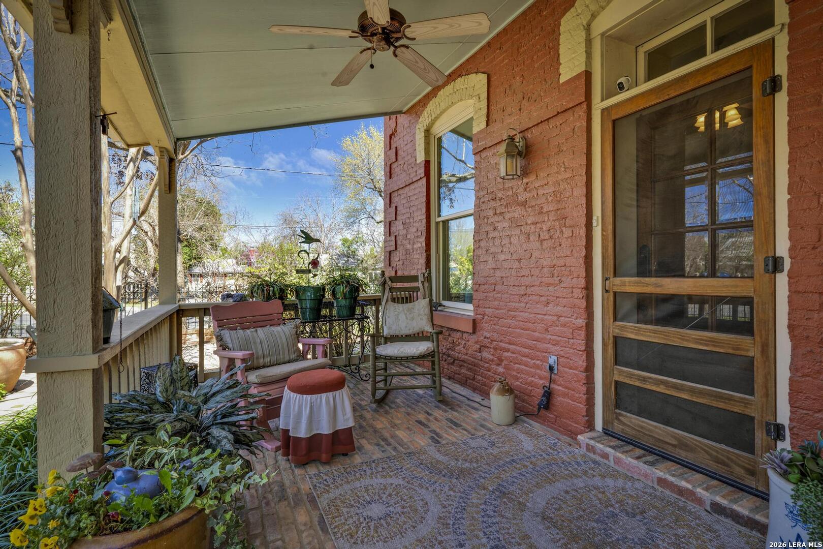 101 Landa Boerne TX 78006