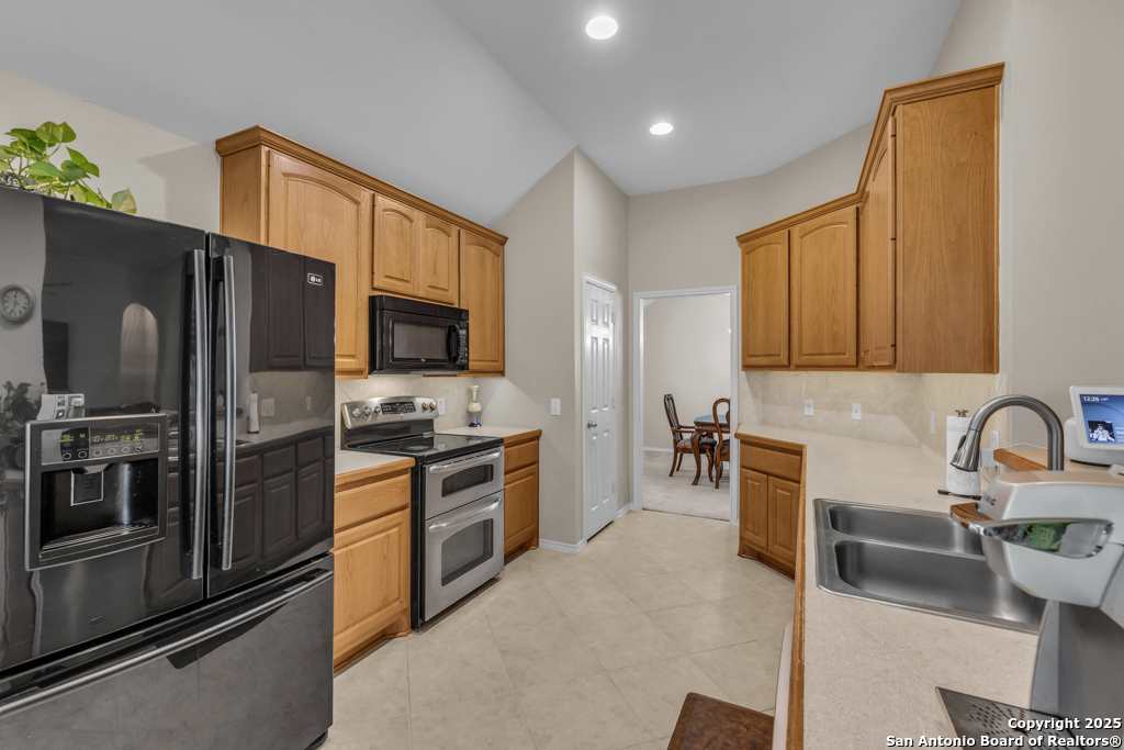 486 Enchanted Oak New Braunfels TX 78132