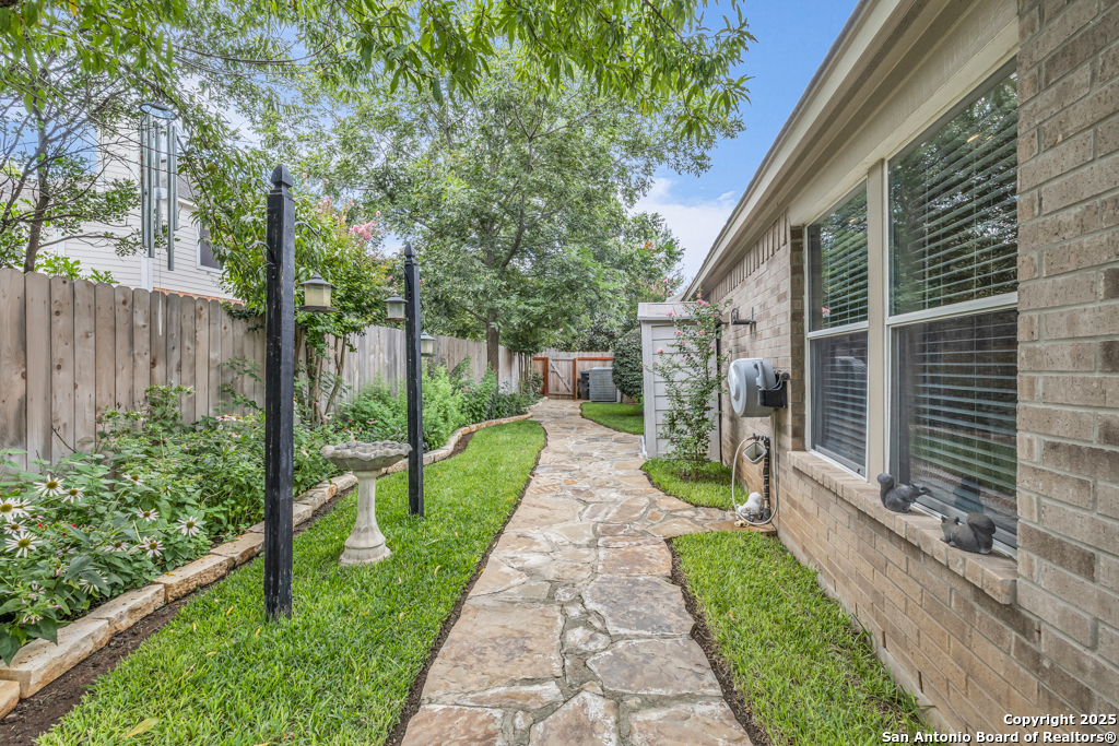 486 Enchanted Oak New Braunfels TX 78132