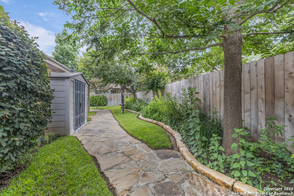 486 Enchanted Oak New Braunfels TX 78132