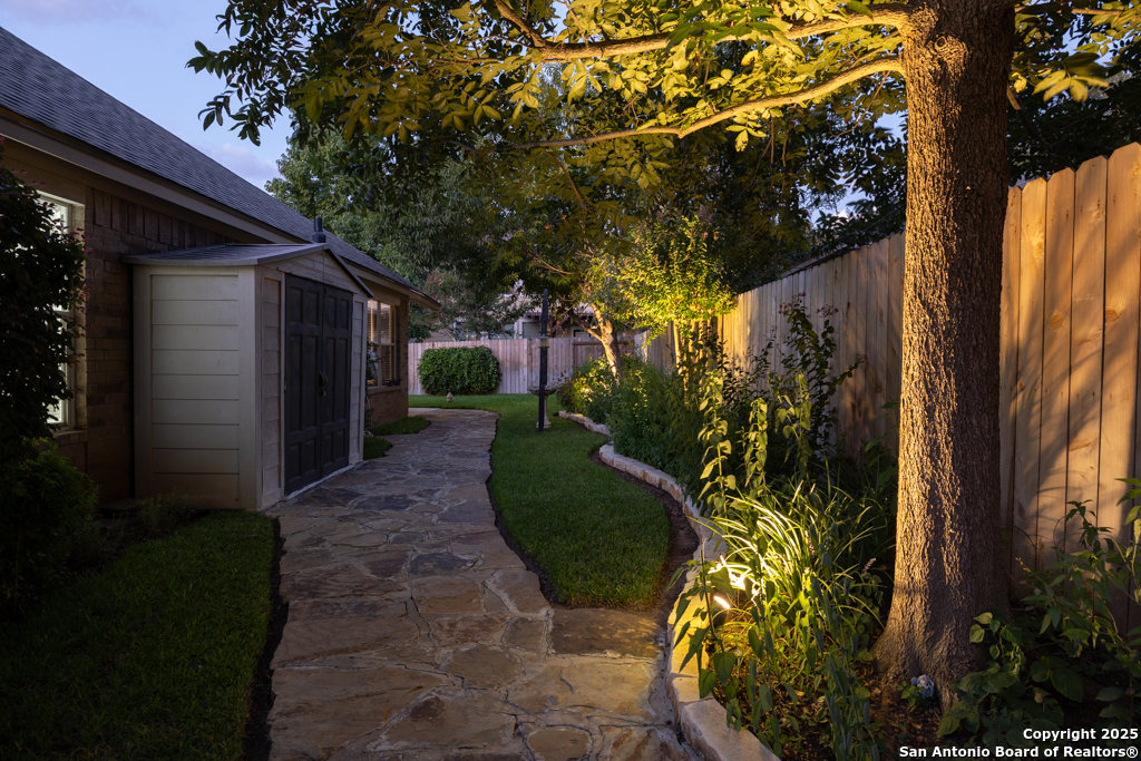 486 Enchanted Oak New Braunfels TX 78132