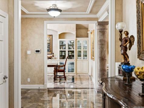 2 Galleria Drive San Antonio TX 78257