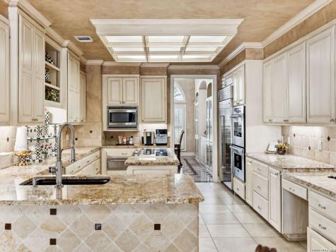 2 Galleria Drive San Antonio TX 78257