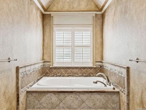 2 Galleria Drive San Antonio TX 78257