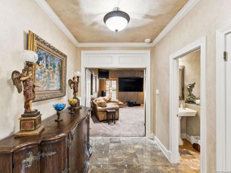 2 Galleria Drive San Antonio TX 78257