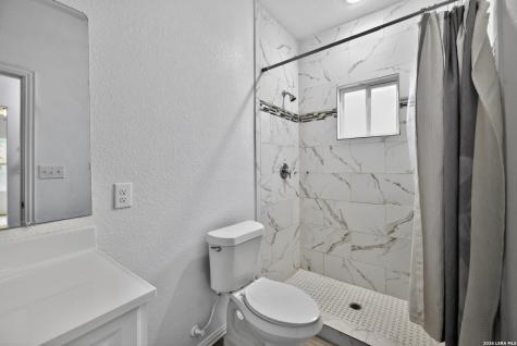 870 W Southcross Boulevard San Antonio TX 78211