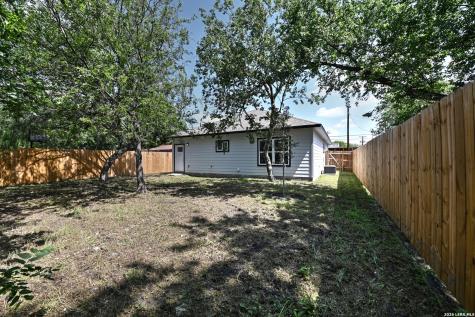 870 W Southcross Boulevard San Antonio TX 78211