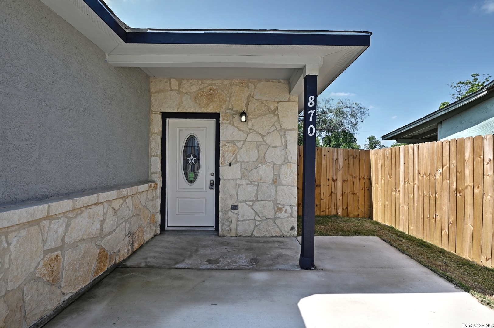 870 W Southcross Boulevard San Antonio TX 78211