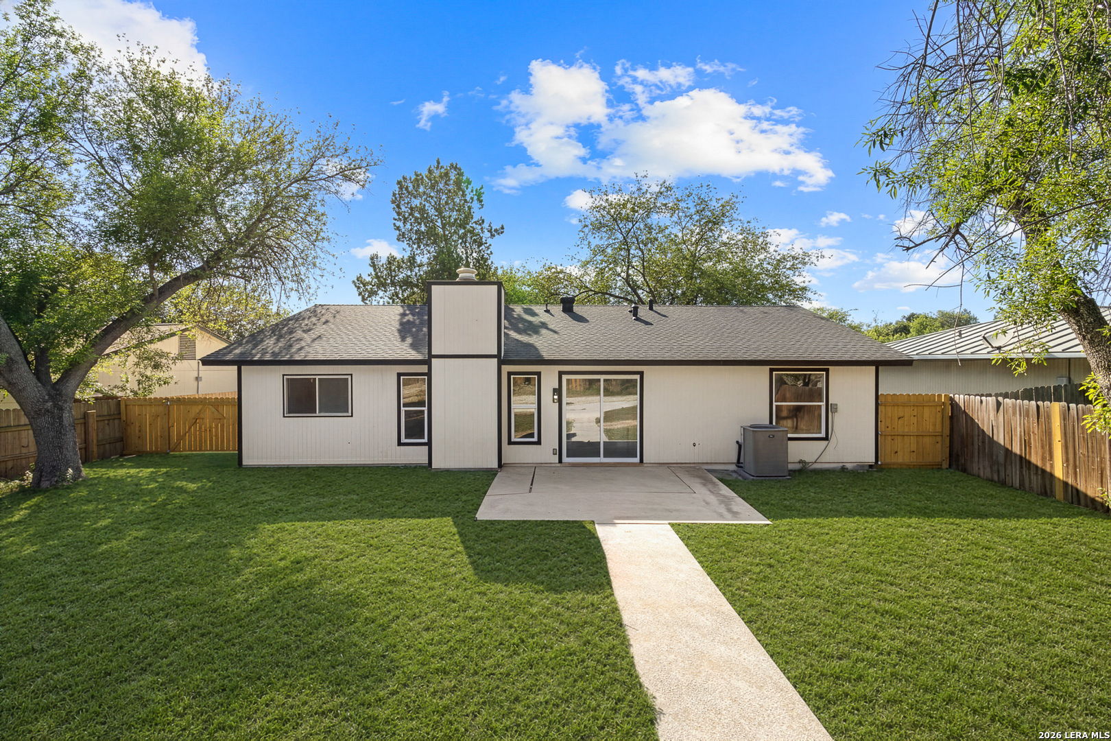 1058 Bridle Forest San Antonio TX 78245