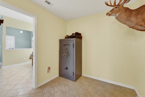 175 Creekwood Drive Gonzales TX 78629