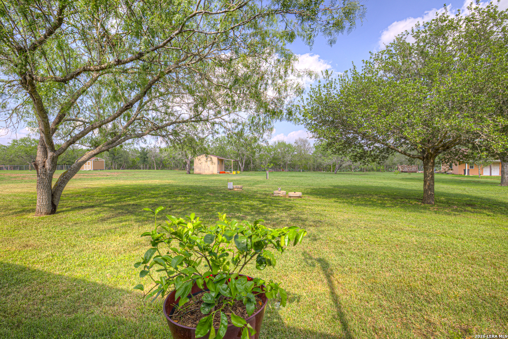 175 Creekwood Drive Gonzales TX 78629