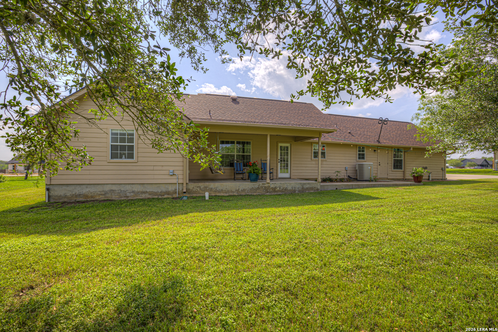 175 Creekwood Drive Gonzales TX 78629