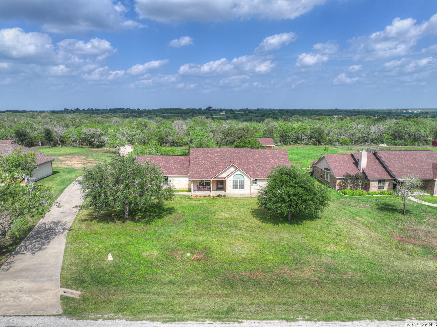 175 Creekwood Drive Gonzales TX 78629