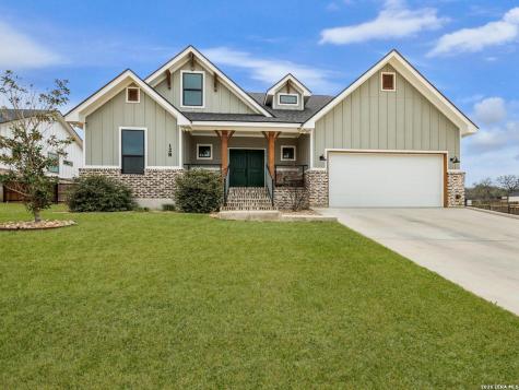 128 Juniper Point La Vernia TX 78121
