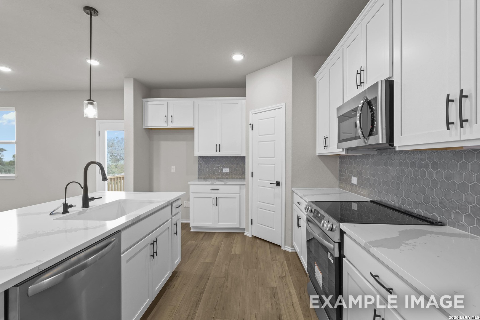 7310 Cypress Gate Converse TX 78109