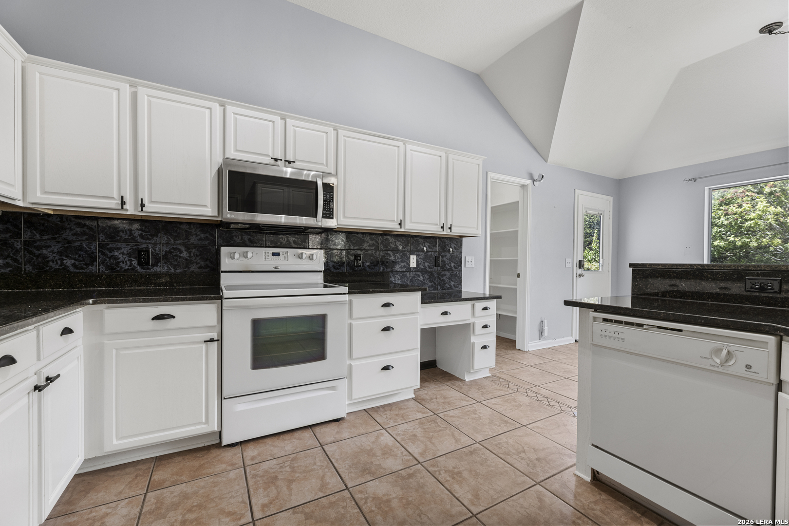 2555 Crested Heights Schertz TX 78154