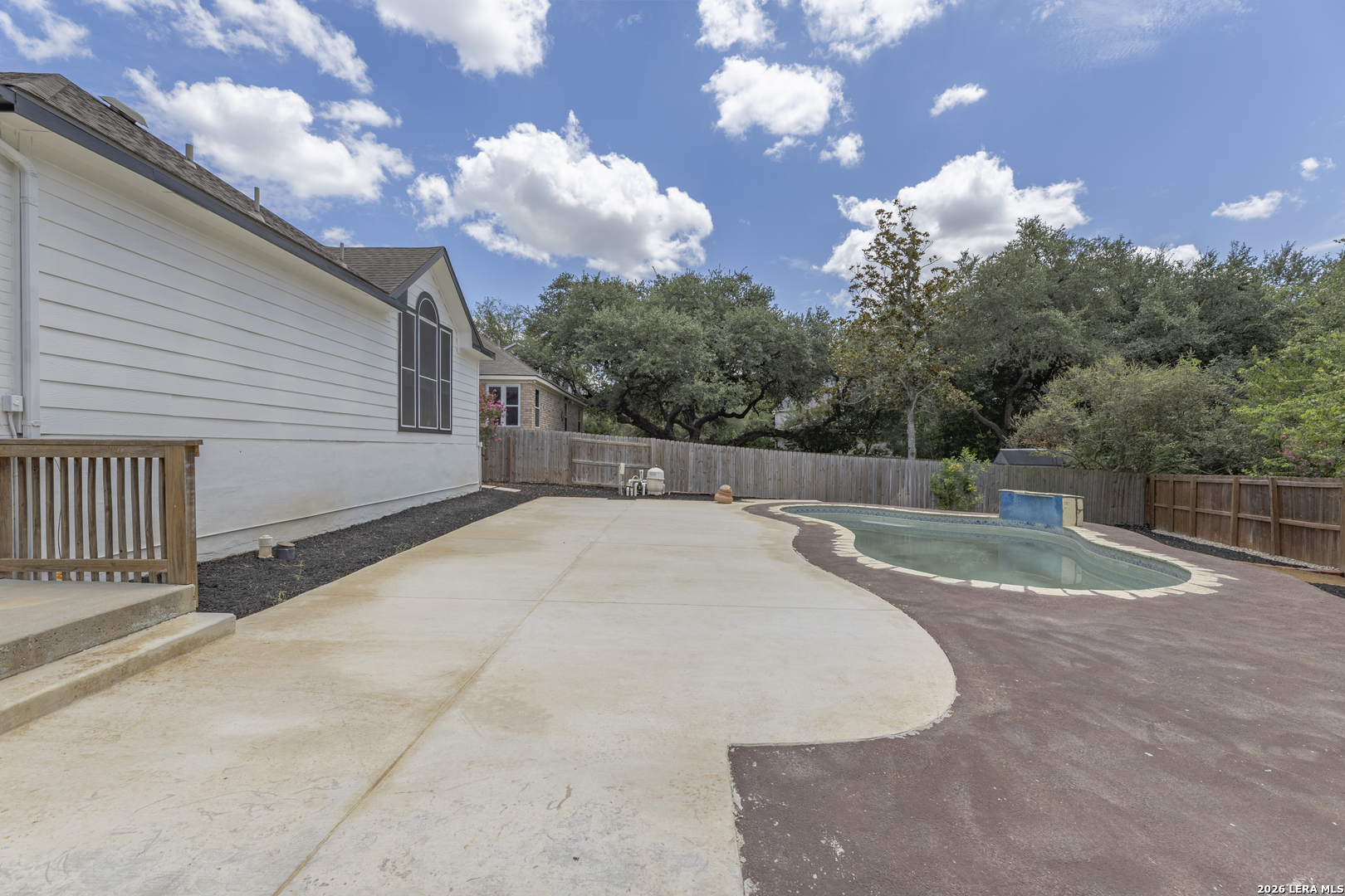 2555 Crested Heights Schertz TX 78154