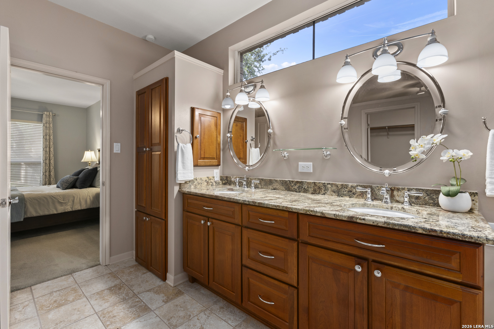 1319 Belclaire San Antonio TX 78258
