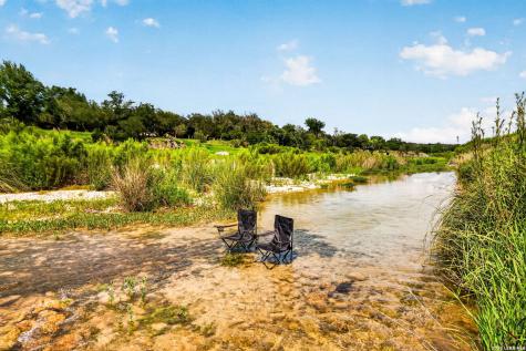 248 Lakeshore Bandera TX 78003
